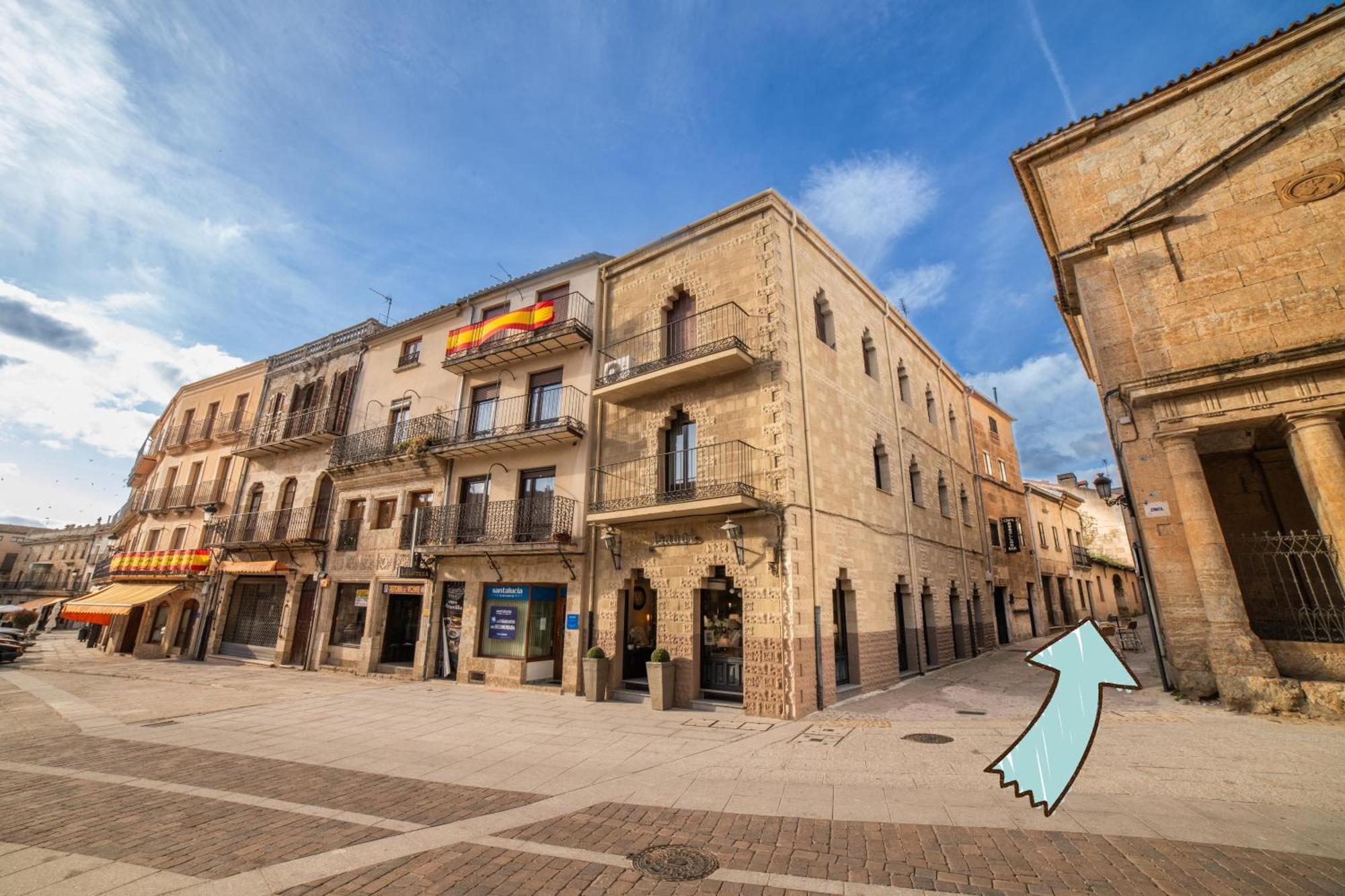 Tu Refugio En La Plaza Mayor Ciudad Rodrigo Luaran gambar